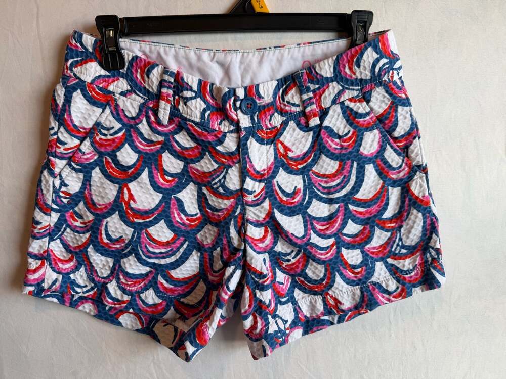 Lilly Pulitzer Callahan Shorts in Gillty Red Blue and Pink Patterned Pique